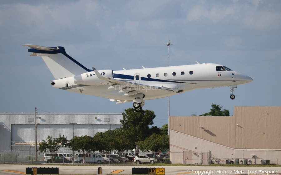 (Private) Embraer EMB-550 Legacy 500 (XA-TUB) | Photo 408485