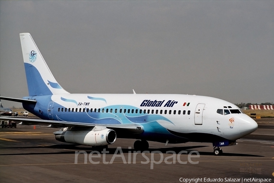 Global Air Boeing 737-2H4 (XA-TWR) | Photo 143793