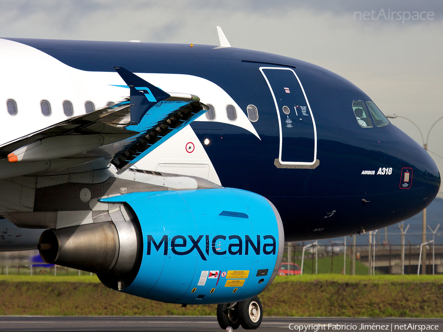 Mexicana Airbus A318-111 (XA-UBR) | Photo 3831