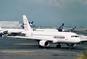 Mexicana Airbus A320-214 (XA-UDT) at  Mexico City - Lic. Benito Juarez International, Mexico