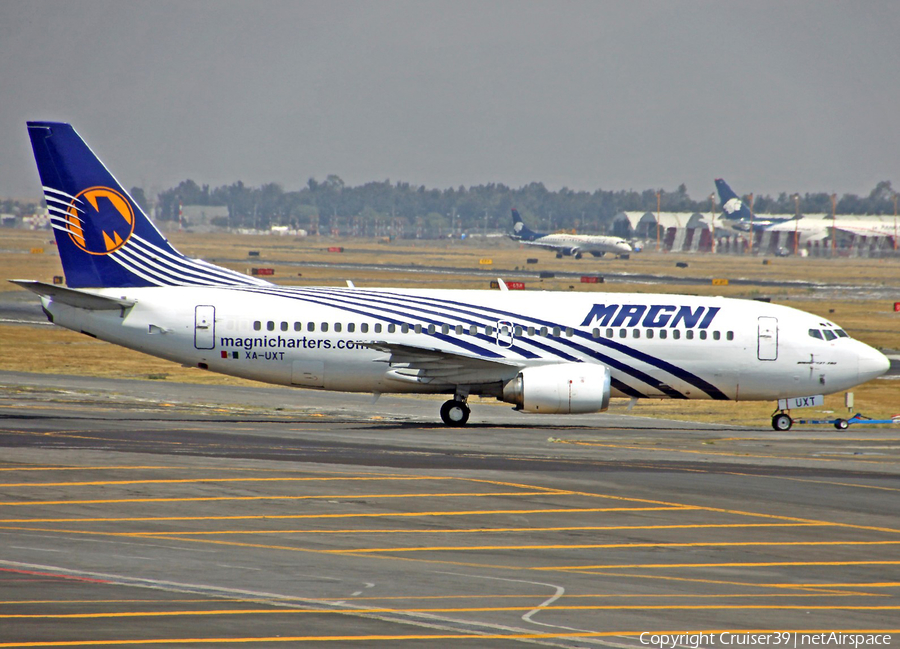 Magnicharters Boeing 737-322 (XA-UXT) | Photo 261299