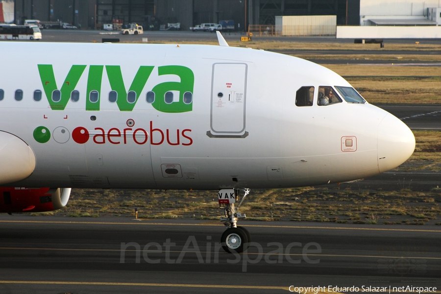 VivaAerobus Airbus A320-232 (XA-VAK) | Photo 124557