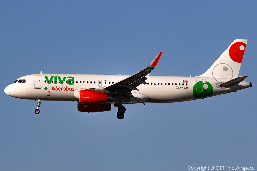 VivaAerobus Airbus A320-232 (XA-VAN) | Photo 564566