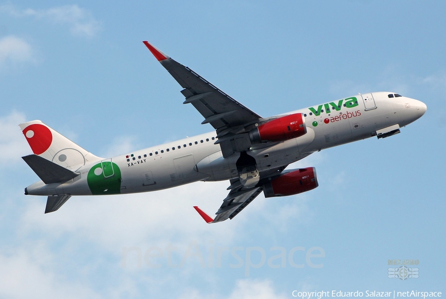 VivaAerobus Airbus A320-232 (XA-VAY) | Photo 454708