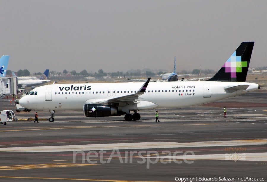 Volaris Airbus A320-233 (XA-VLF) | Photo 453145