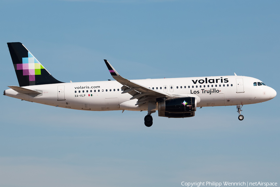 Volaris Airbus A320-233 (XA-VLP) | Photo 239942