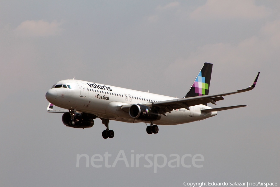 Volaris Airbus A320-233 (XA-VOY) | Photo 88654