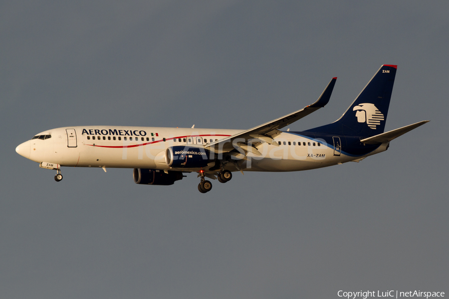 AeroMexico Boeing 737-852 (XA-ZAM) | Photo 23669