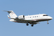 Mexican Government Bombardier CL-600-2B16 Challenger 605 (XB-NWD) at  Teterboro, United States