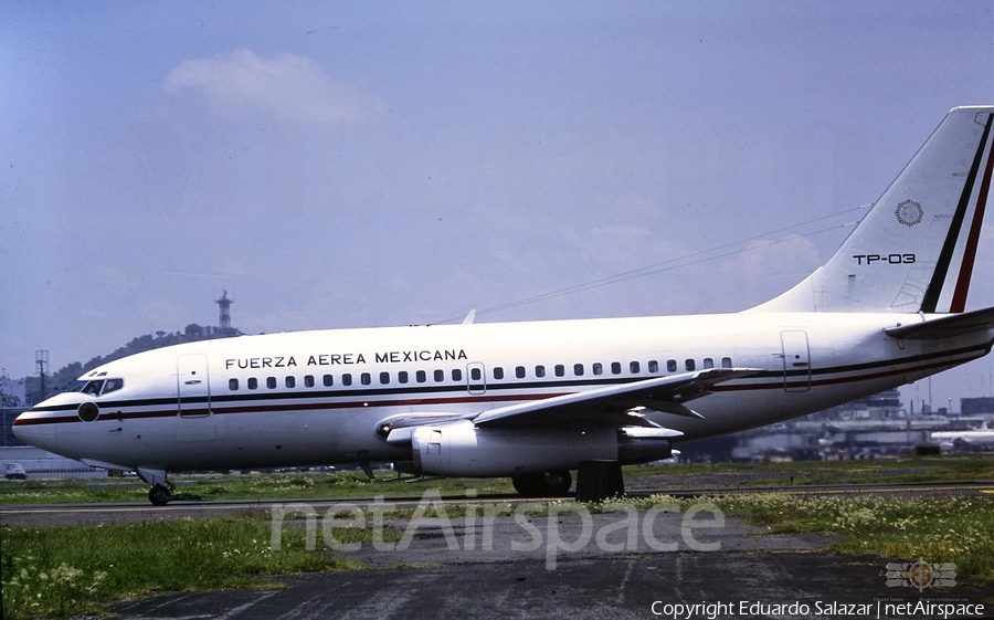 Mexican Air Force (Fuerza Aerea Mexicana) Boeing 737-112 (XC-UJL) | Photo 250501