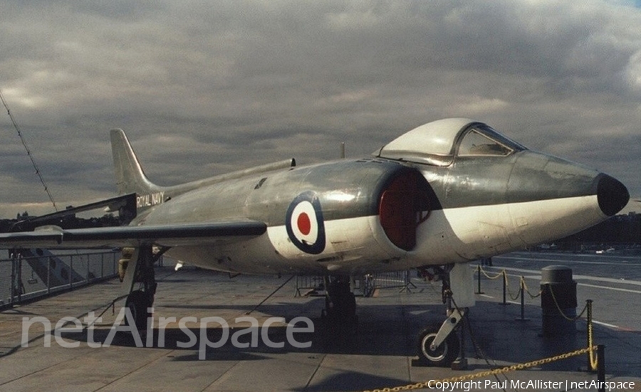 Royal Navy Supermarine Scimitar F.1 (XD220) | Photo 587016
