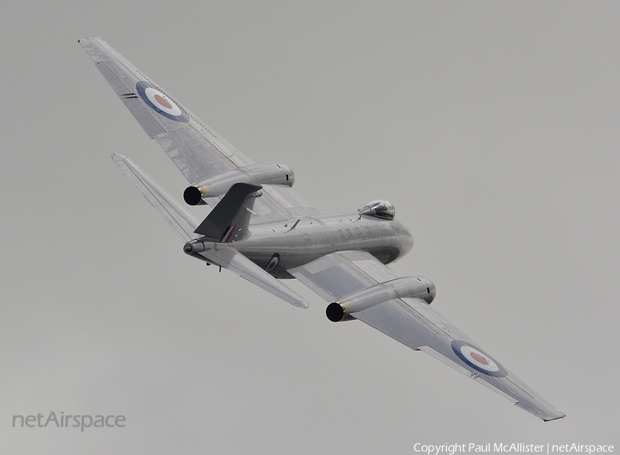 Mid Air Squadron English Electric Canberra PR9 (XH134) | Photo 56753