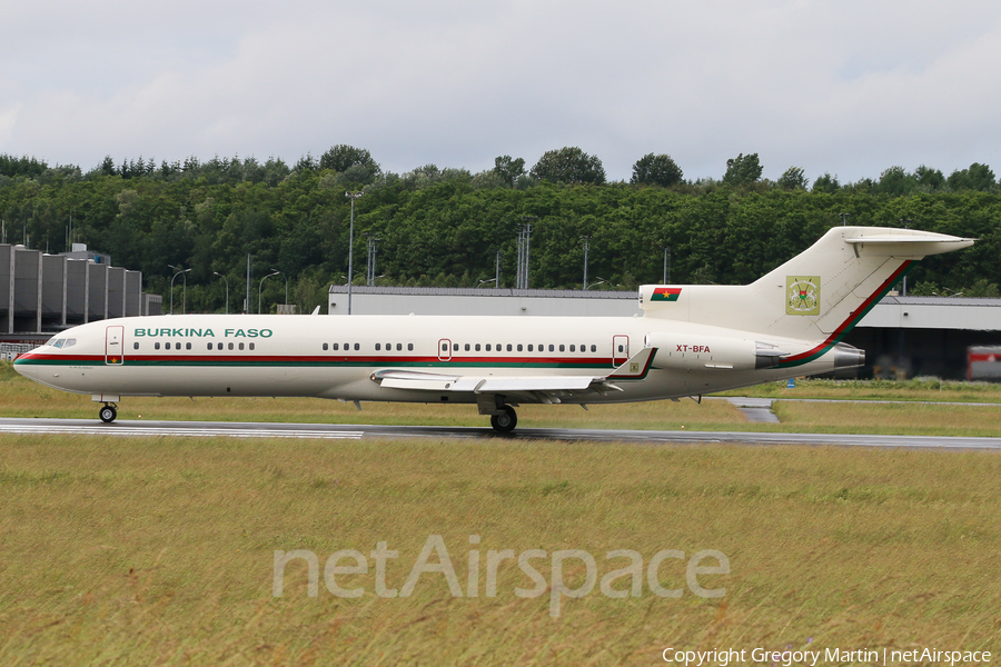 Burkina Faso Government Boeing 727-282(Adv RE) (XT-BFA) | Photo 140444