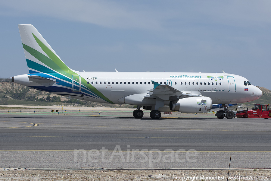 Lanmei Airlines Airbus A319-131 (XU-971) | Photo 242308