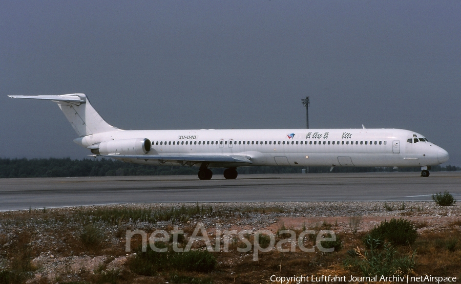 PMTair McDonnell Douglas MD-83 (XU-U4D) | Photo 416470