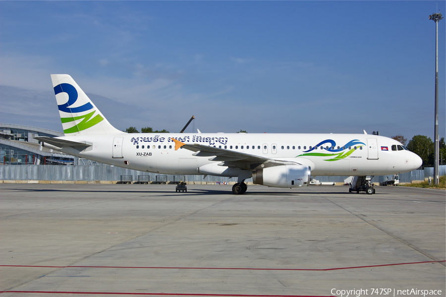 Skywings Asia Airlines Airbus A320-231 (XU-ZAB) | Photo 31256