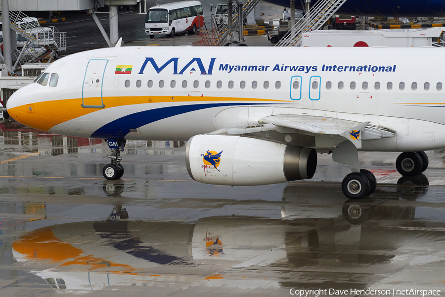 Myanmar Airways International Airbus A320-231 (XY-AGM) | Photo 22006