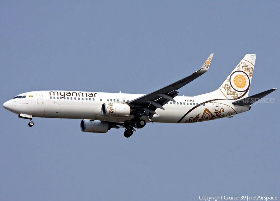 Myanmar National Airlines Boeing 737-86N (XY-ALF) | Photo 345972