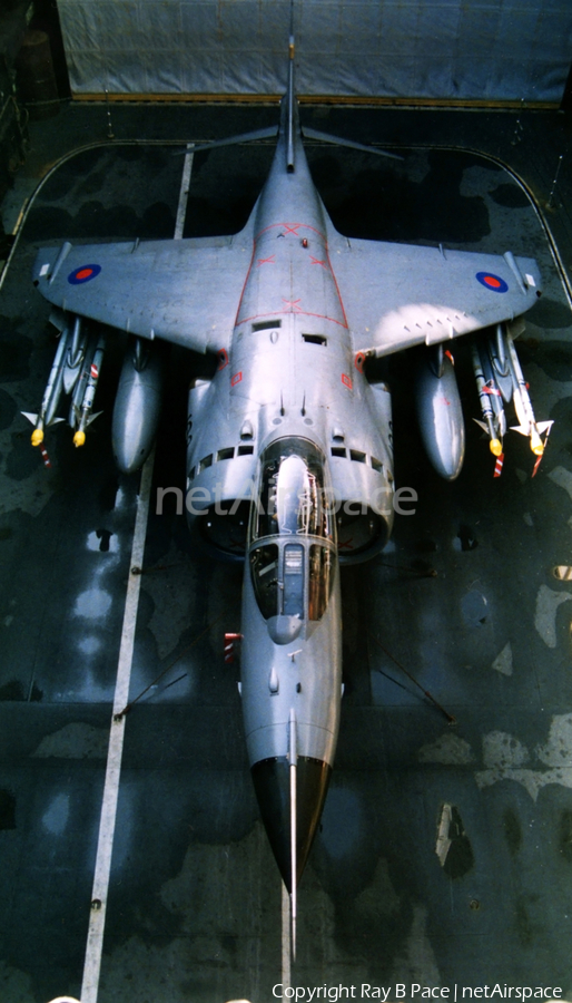 Royal Navy BAe Systems Sea Harrier F(A).2 (XZ499) | Photo 10602