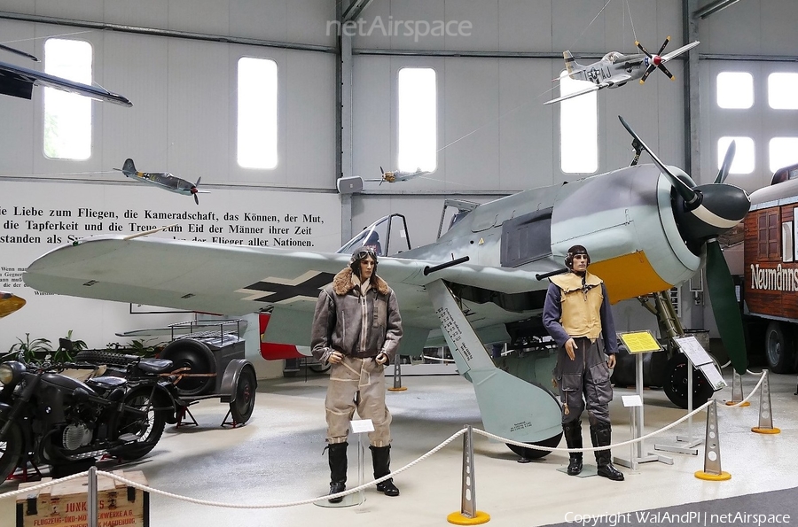 Luftwaffe Focke-Wulf Fw 190A-8 (YELLOW 11) | Photo 442959
