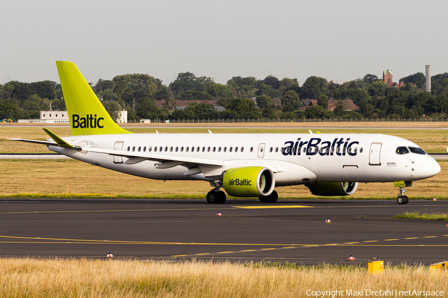 airBaltic Airbus A220-300 (YL-AAO) | Photo 513512