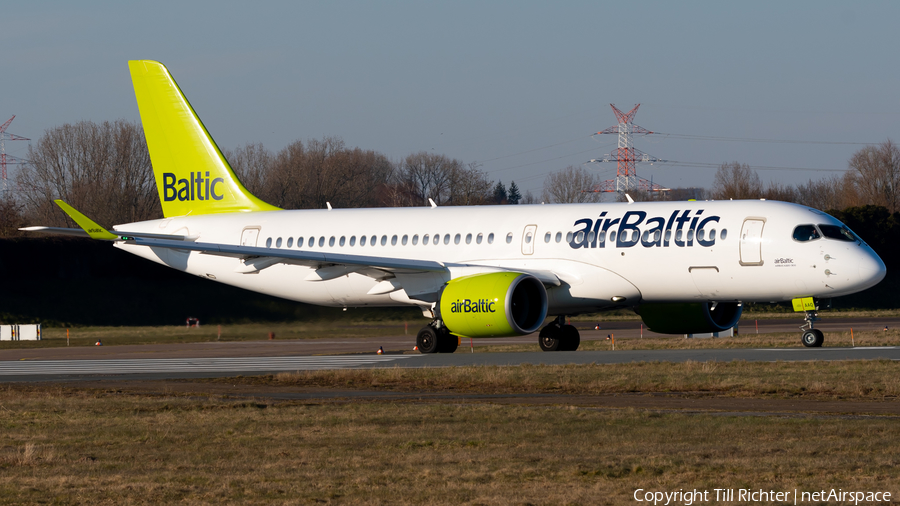 airBaltic Airbus A220-300 (YL-AAQ) | Photo 498518
