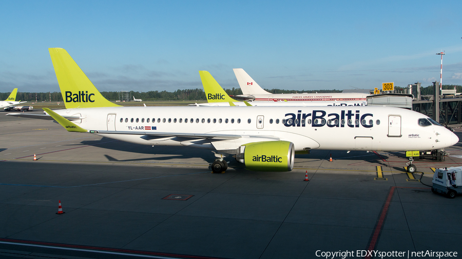 airBaltic Airbus A220-300 (YL-AAR) | Photo 395519