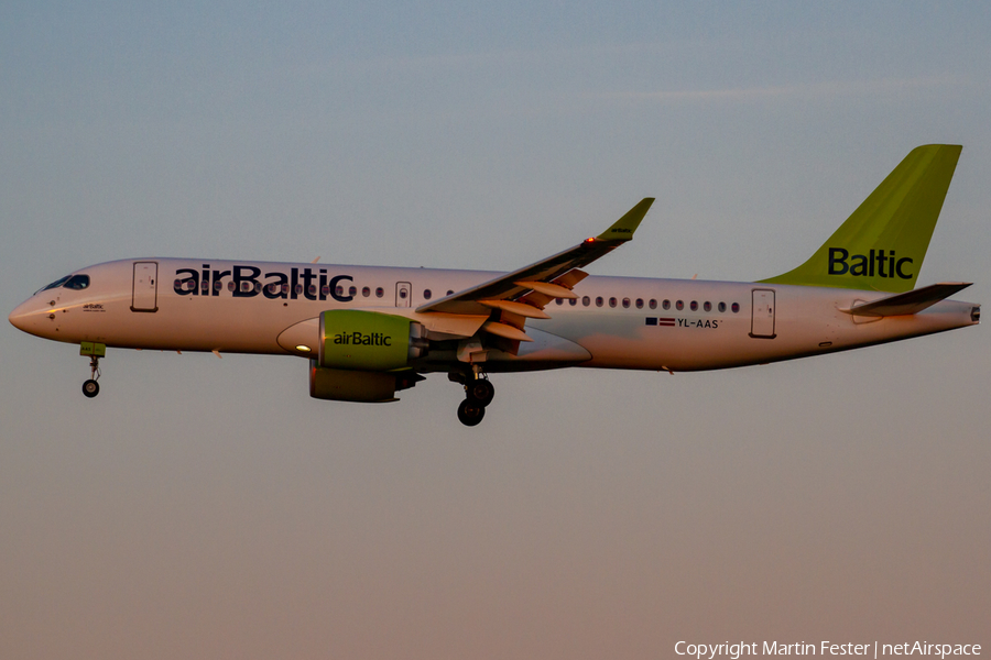 airBaltic Airbus A220-300 (YL-AAS) | Photo 365360