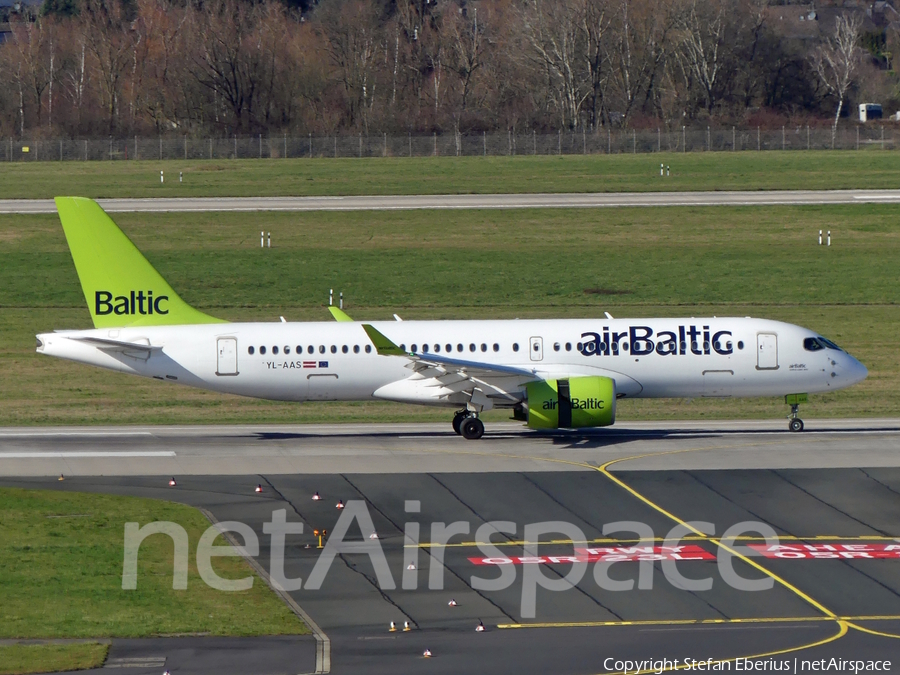 airBaltic Airbus A220-300 (YL-AAS) | Photo 554244