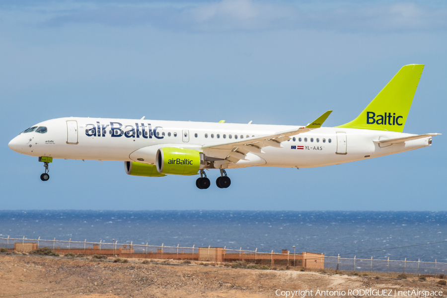airBaltic Airbus A220-300 (YL-AAS) | Photo 506710