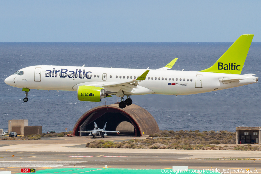 airBaltic Airbus A220-300 (YL-AAS) | Photo 507702