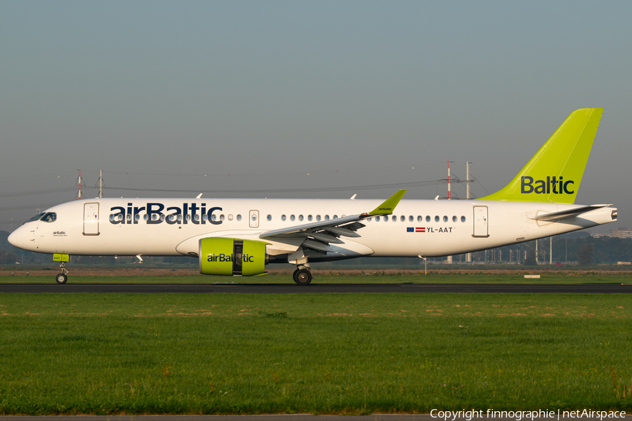 airBaltic Airbus A220-300 (YL-AAT) | Photo 424866