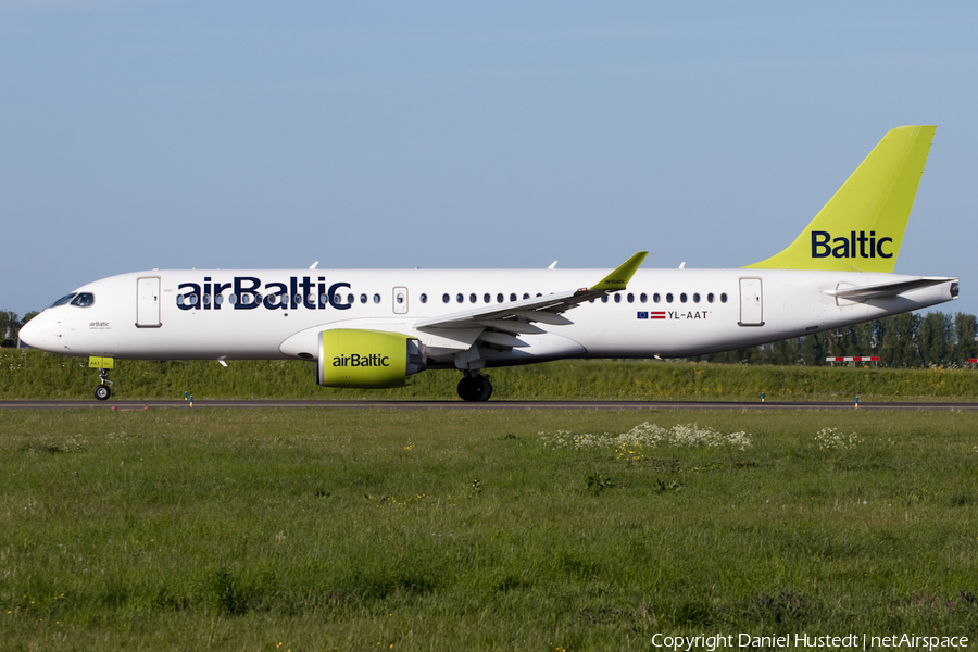airBaltic Airbus A220-300 (YL-AAT) | Photo 527443