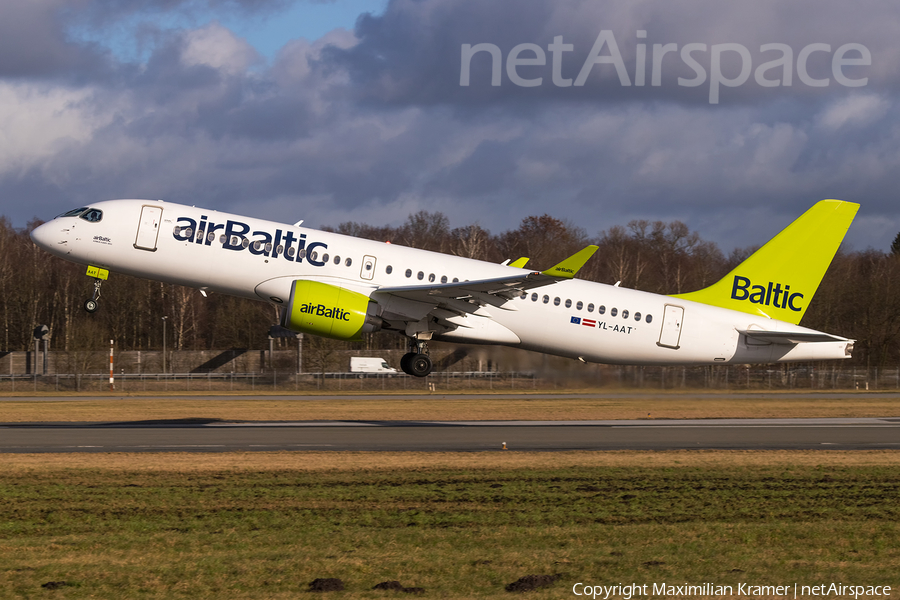 airBaltic Airbus A220-300 (YL-AAT) | Photo 521110