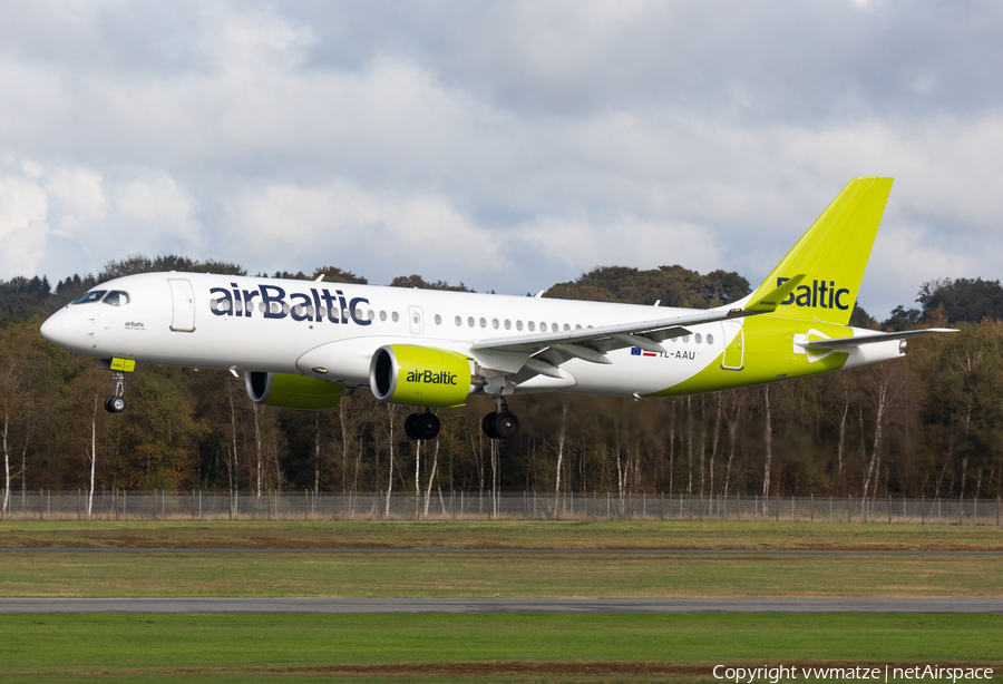airBaltic Airbus A220-300 (YL-AAU) | Photo 406294