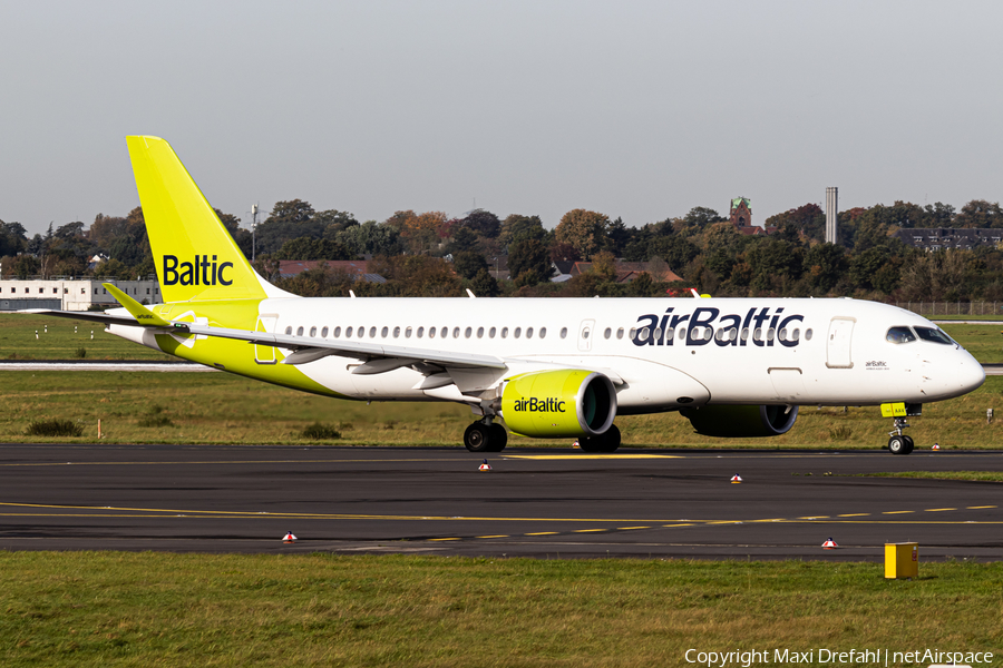 airBaltic Airbus A220-300 (YL-AAV) | Photo 596444