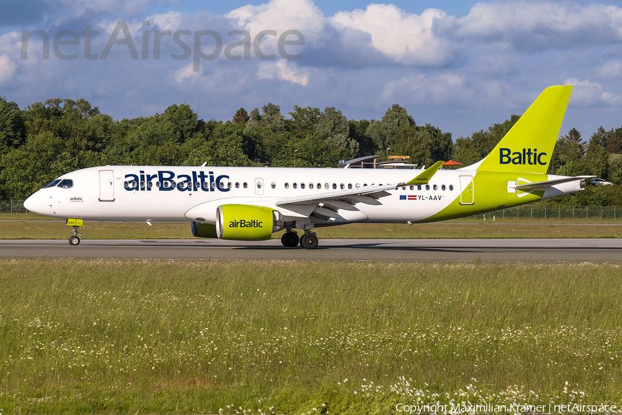 airBaltic Airbus A220-300 (YL-AAV) | Photo 521606