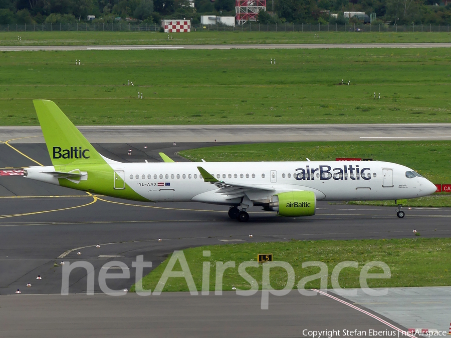 airBaltic Airbus A220-300 (YL-AAX) | Photo 584128
