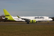 airBaltic Airbus A220-300 (YL-ABB) at  Hamburg - Fuhlsbuettel (Helmut Schmidt), Germany