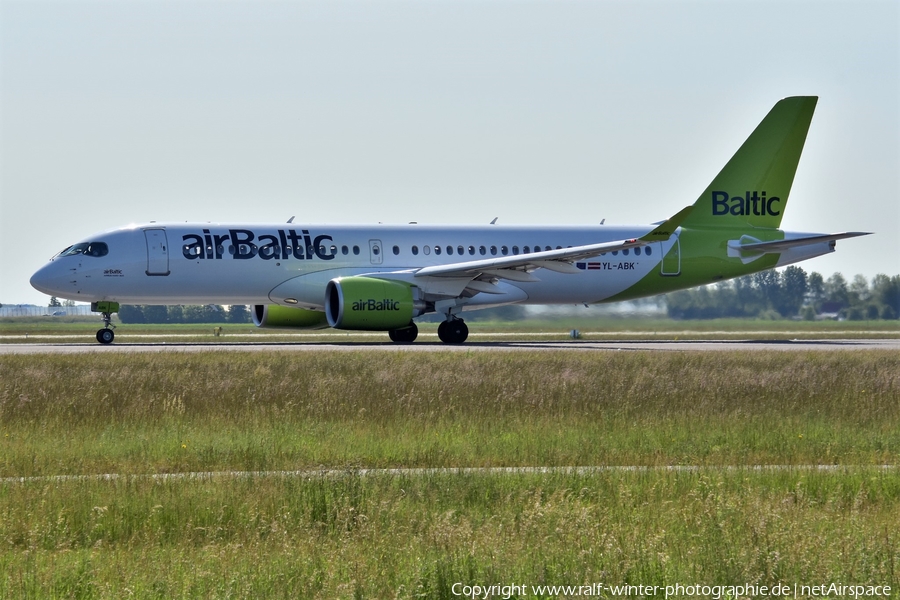 airBaltic Airbus A220-300 (YL-ABK) | Photo 582935