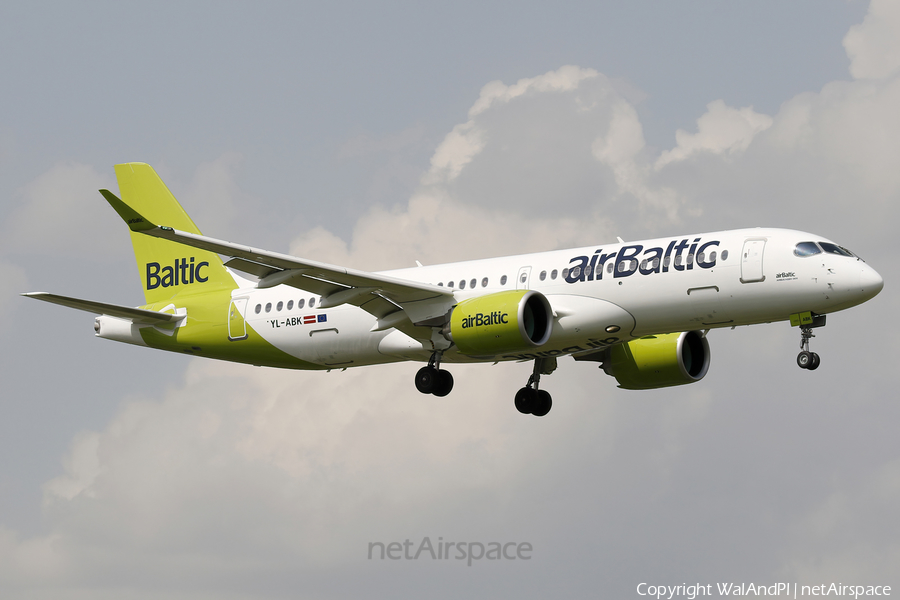 airBaltic Airbus A220-300 (YL-ABK) | Photo 573336