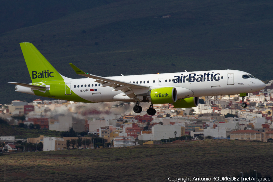 airBaltic Airbus A220-300 (YL-ABL) | Photo 548980