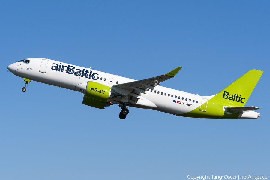 airBaltic Airbus A220-300 (YL-ABP) | Photo 679003