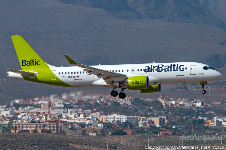 airBaltic Airbus A220-300 (YL-ABT) | Photo 655640