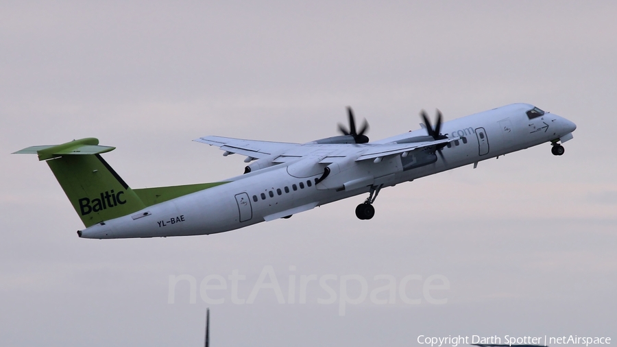 airBaltic Bombardier DHC-8-402Q (YL-BAE) | Photo 216701