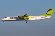 airBaltic Bombardier DHC-8-402Q (YL-BAE) at  Hamburg - Fuhlsbuettel (Helmut Schmidt), Germany