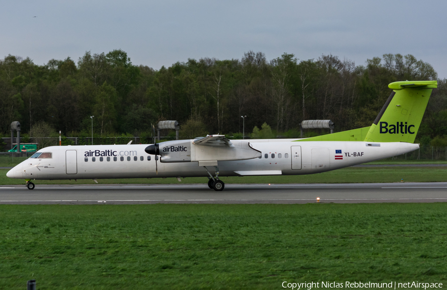 airBaltic Bombardier DHC-8-402Q (YL-BAF) | Photo 240169
