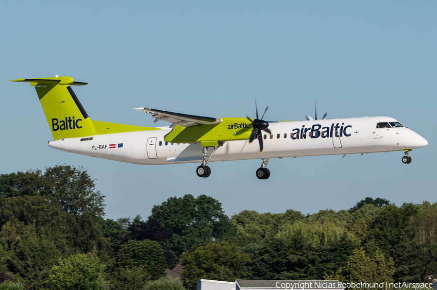 airBaltic Bombardier DHC-8-402Q (YL-BAF) | Photo 331604