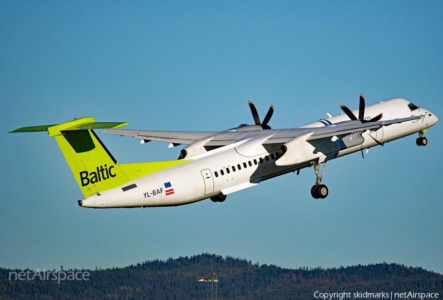 airBaltic Bombardier DHC-8-402Q (YL-BAF) | Photo 266601
