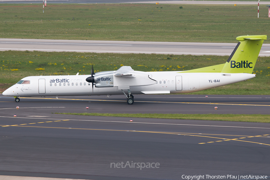 airBaltic Bombardier DHC-8-402Q (YL-BAI) | Photo 62653